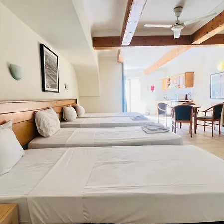 Hotel de apartamente Quad 2636 *