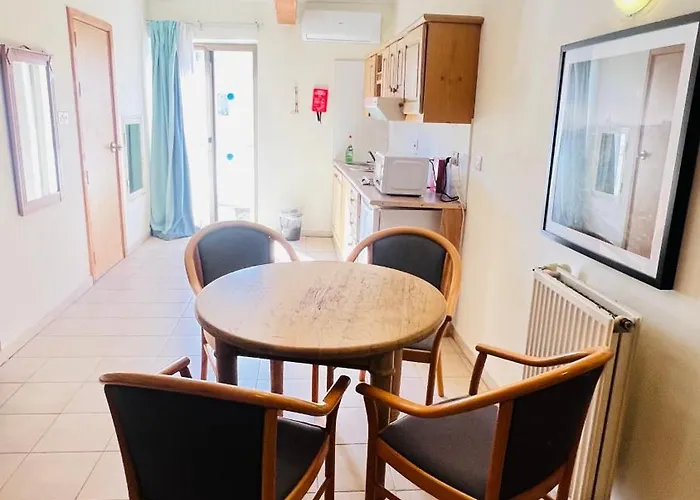 Aparthotel Quad 2636 *